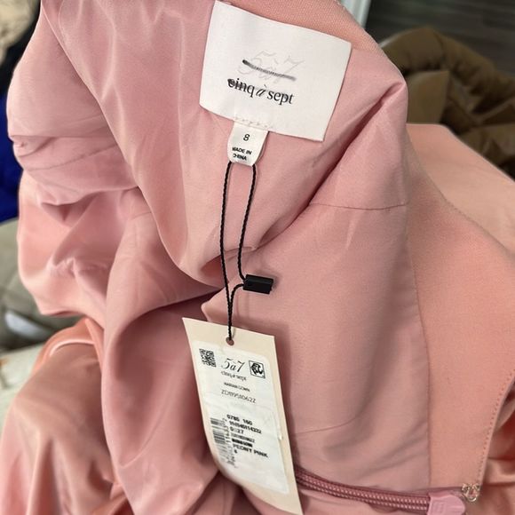 Cinq à Sept
Marian Draped Gown - Picture 13 of 13